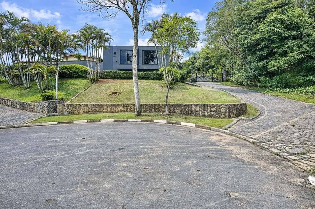 Casa com 4 dormitórios à venda, 274 m² por R$ 1.650.000,00 - Granja Viana - Embu das Artes/SP — foto 4 de 54