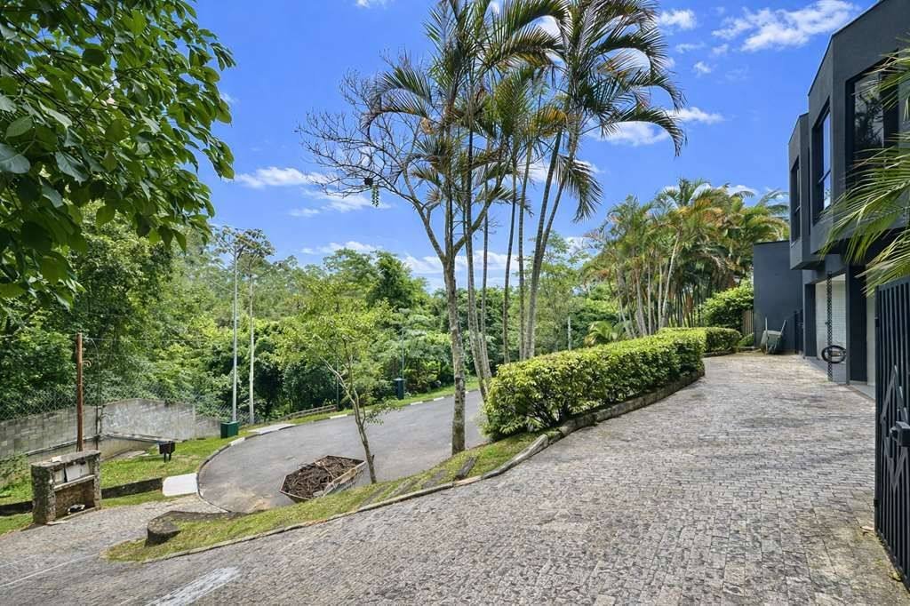 Casa com 4 dormitórios à venda, 274 m² por R$ 1.650.000,00 - Granja Viana - Embu das Artes/SP — foto 5 de 54