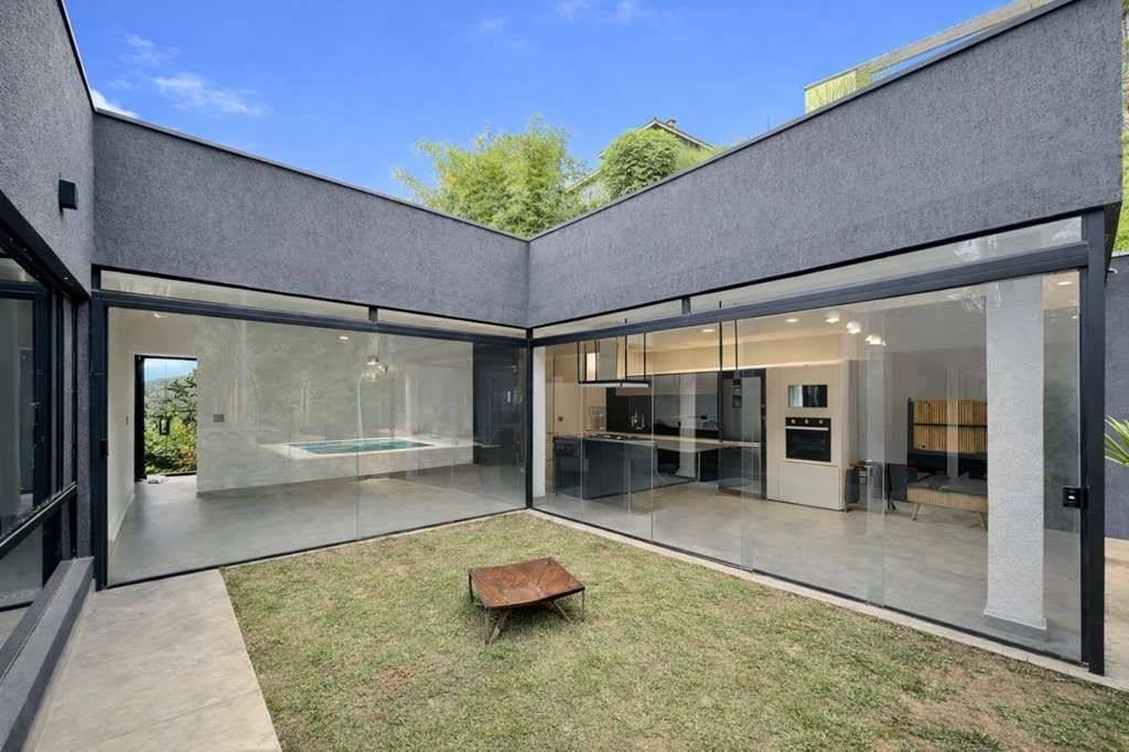 Casa com 4 dormitórios à venda, 274 m² por R$ 1.650.000,00 - Granja Viana - Embu das Artes/SP — foto 10 de 54