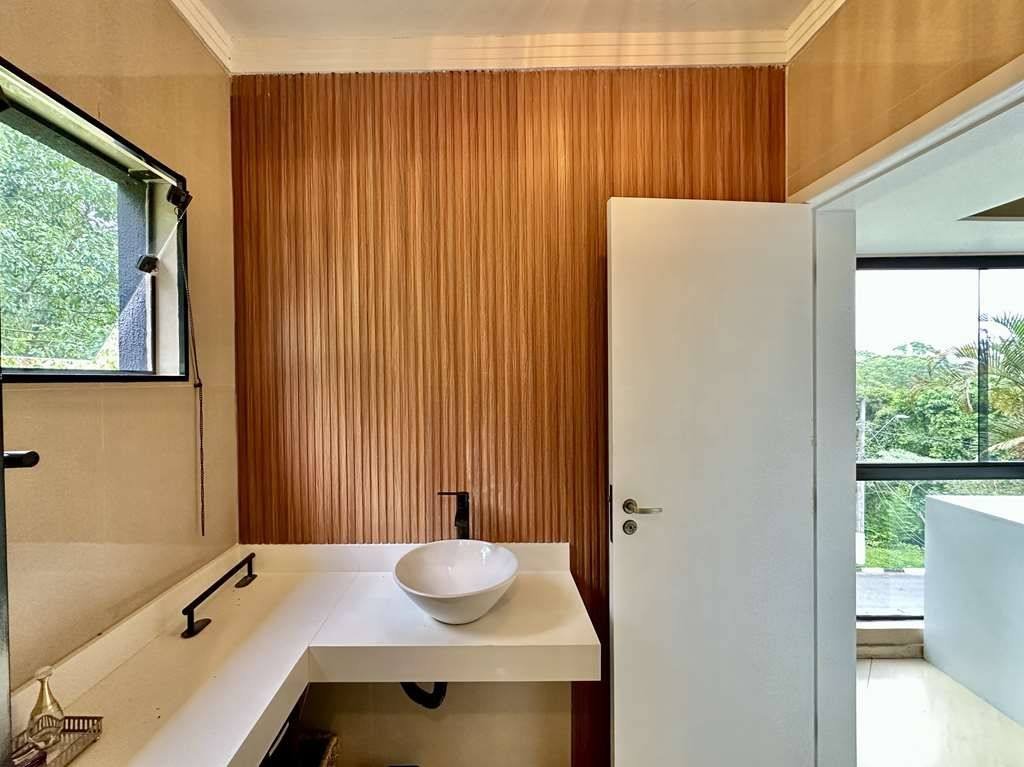 Casa com 4 dormitórios à venda, 274 m² por R$ 1.650.000,00 - Granja Viana - Embu das Artes/SP — foto 36 de 54