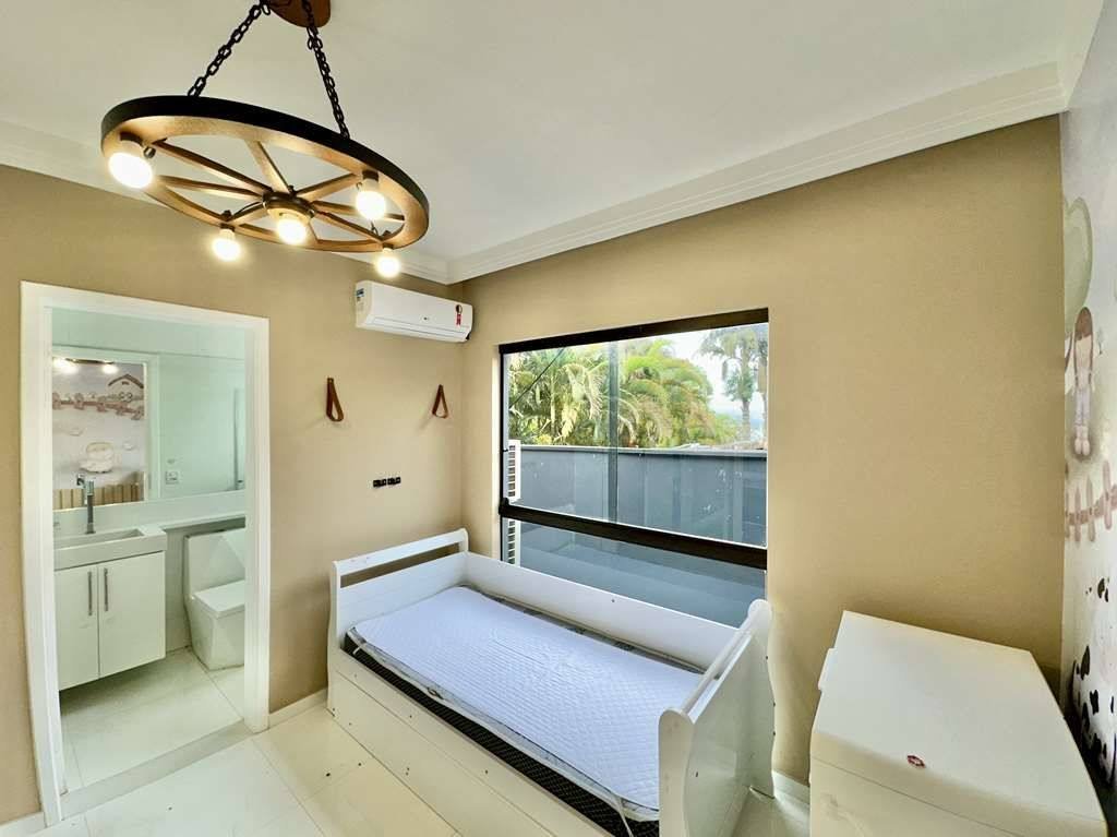 Casa com 4 dormitórios à venda, 274 m² por R$ 1.650.000,00 - Granja Viana - Embu das Artes/SP — foto 39 de 54