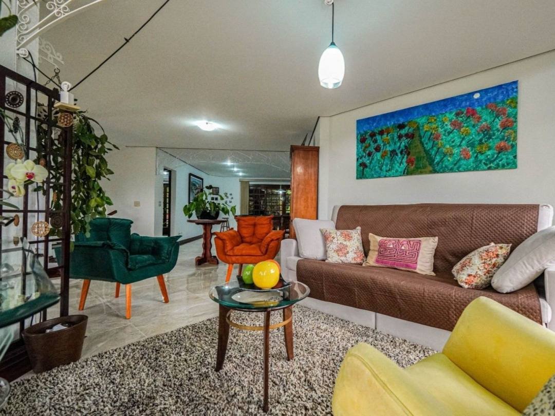 Casa com 3 dormitórios à venda, 503 m² por R$ 2.150.000,00 - Granja Viana - Carapicuíba/SP — foto 10 de 45
