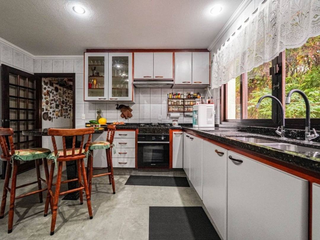Casa com 3 dormitórios à venda, 503 m² por R$ 2.150.000,00 - Granja Viana - Carapicuíba/SP — foto 17 de 45