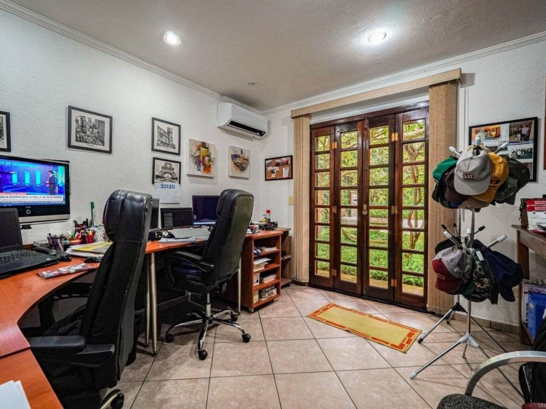 Casa com 3 dormitórios à venda, 503 m² por R$ 2.150.000,00 - Granja Viana - Carapicuíba/SP — foto 20 de 45