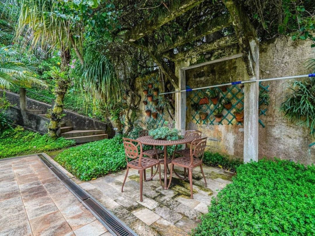 Casa com 3 dormitórios à venda, 503 m² por R$ 2.150.000,00 - Granja Viana - Carapicuíba/SP — foto 36 de 45