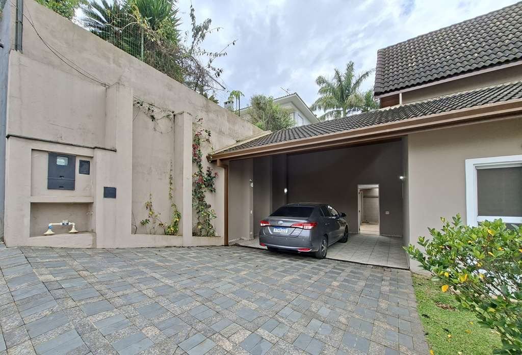 Casa com 3 dormitórios à venda, 268 m² por R$ 1.950.000,00 - Granja Viana - Carapicuíba/SP — foto 4 de 52