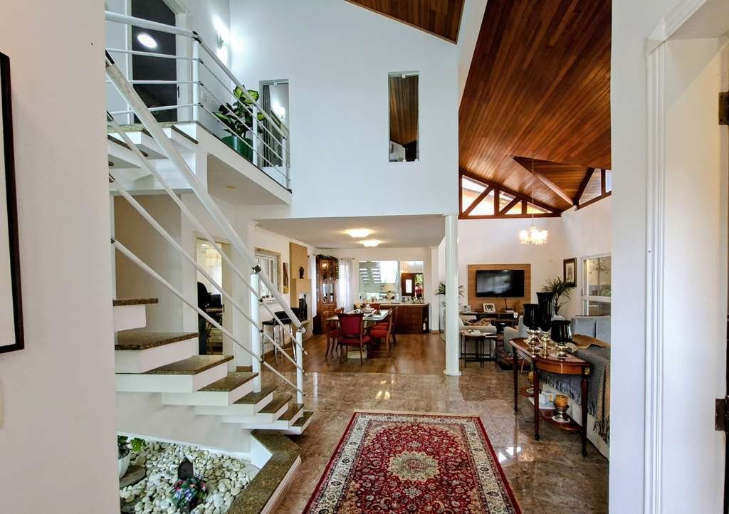Casa com 3 dormitórios à venda, 268 m² por R$ 1.950.000,00 - Granja Viana - Carapicuíba/SP — foto 6 de 52