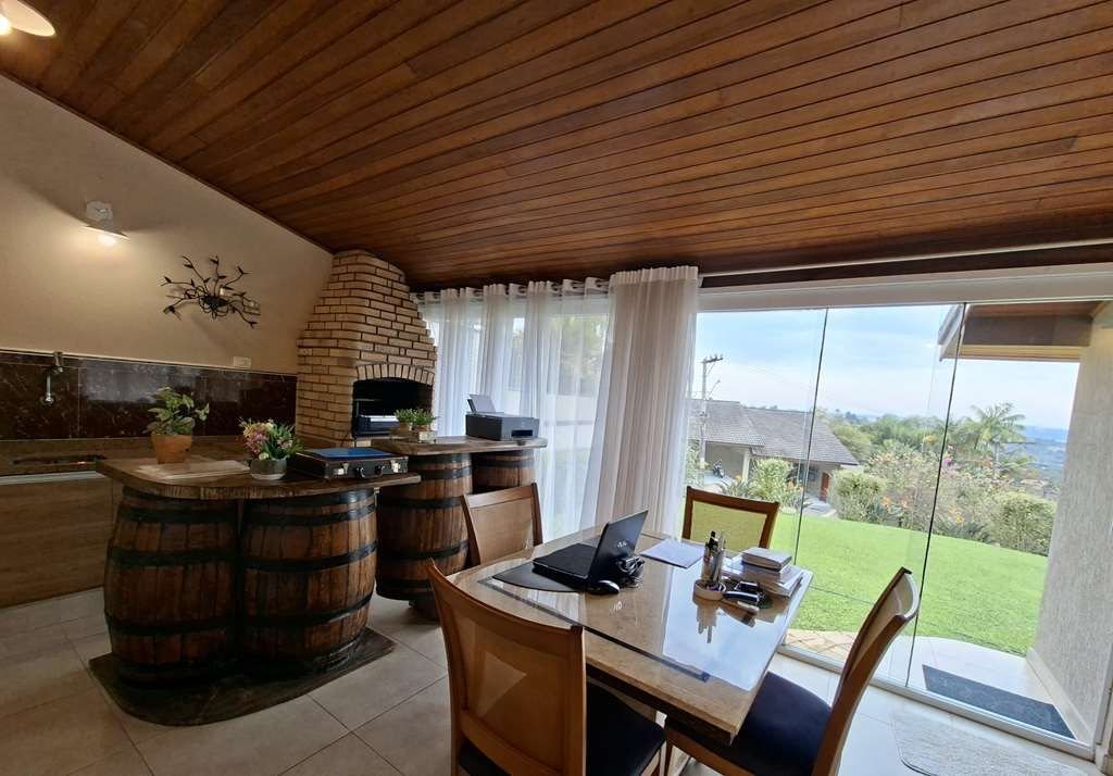 Casa com 3 dormitórios à venda, 268 m² por R$ 1.950.000,00 - Granja Viana - Carapicuíba/SP — foto 14 de 52