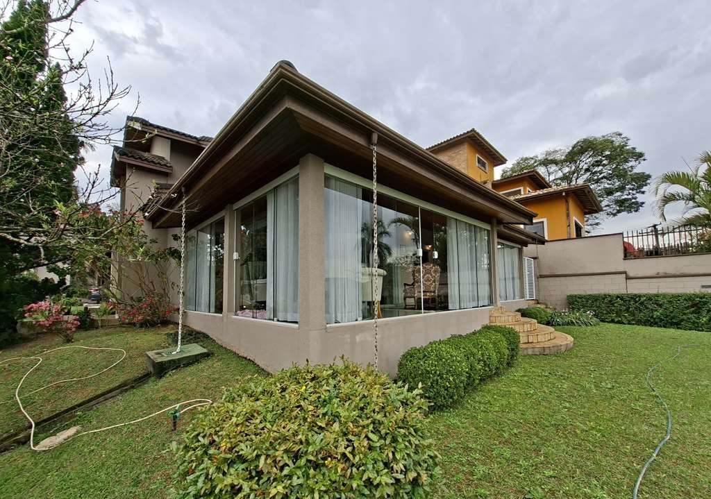 Casa com 3 dormitórios à venda, 268 m² por R$ 1.950.000,00 - Granja Viana - Carapicuíba/SP — foto 18 de 52