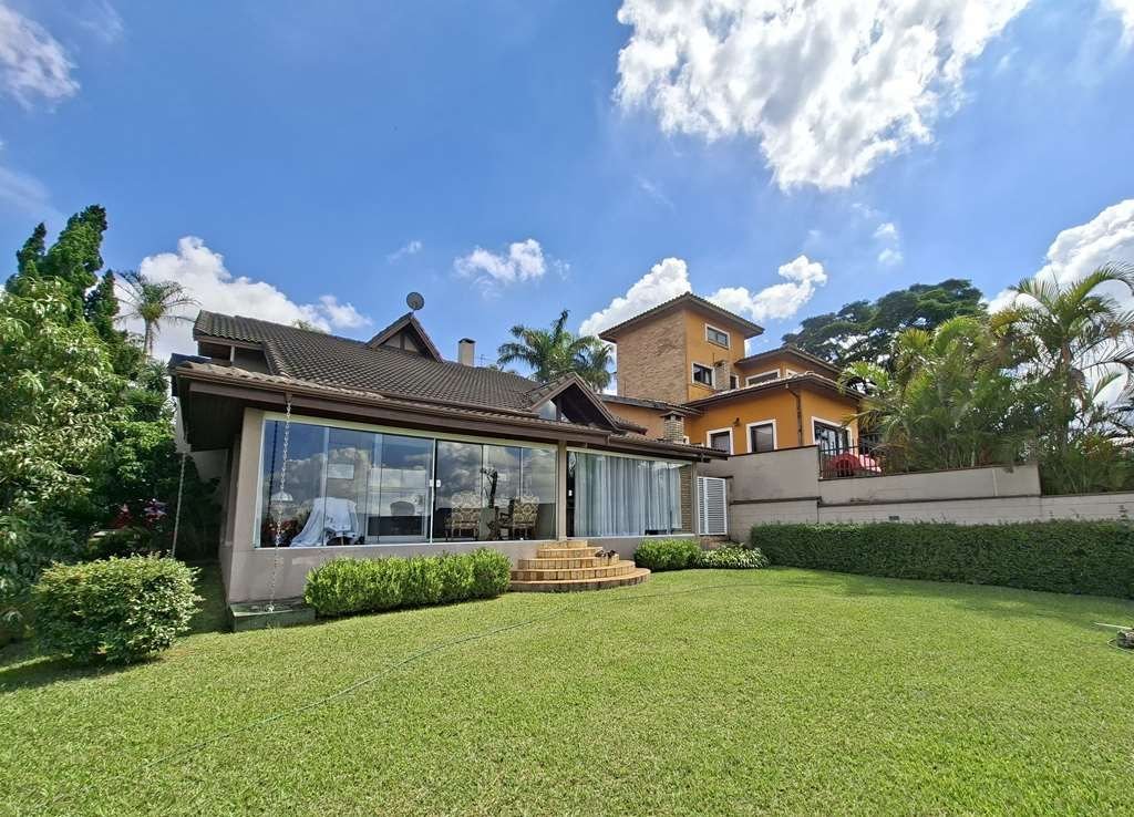 Casa com 3 dormitórios à venda, 268 m² por R$ 1.950.000,00 - Granja Viana - Carapicuíba/SP — foto 19 de 52
