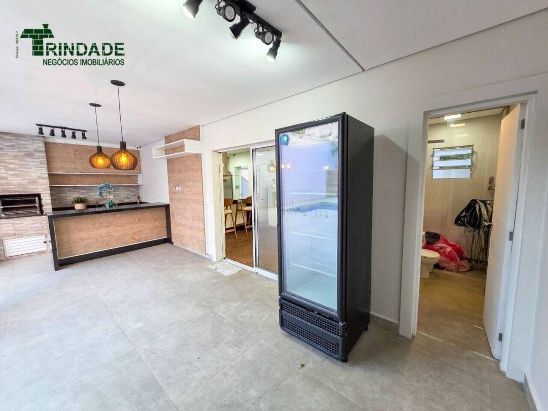 Casa com 4 dormitórios à venda, 297 m² por R$ 2.200.000,00 - Granja Viana - Cotia/SP — foto 28 de 68