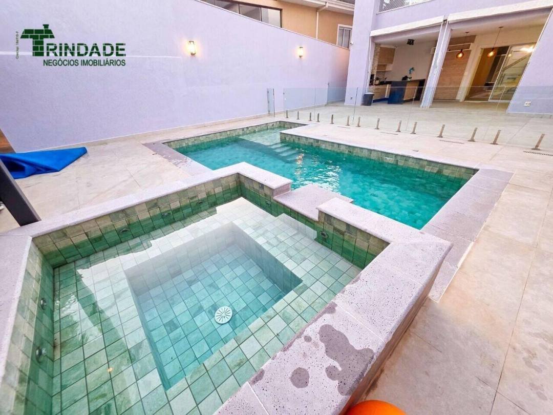 Casa com 4 dormitórios à venda, 297 m² por R$ 2.200.000,00 - Granja Viana - Cotia/SP — foto 35 de 68