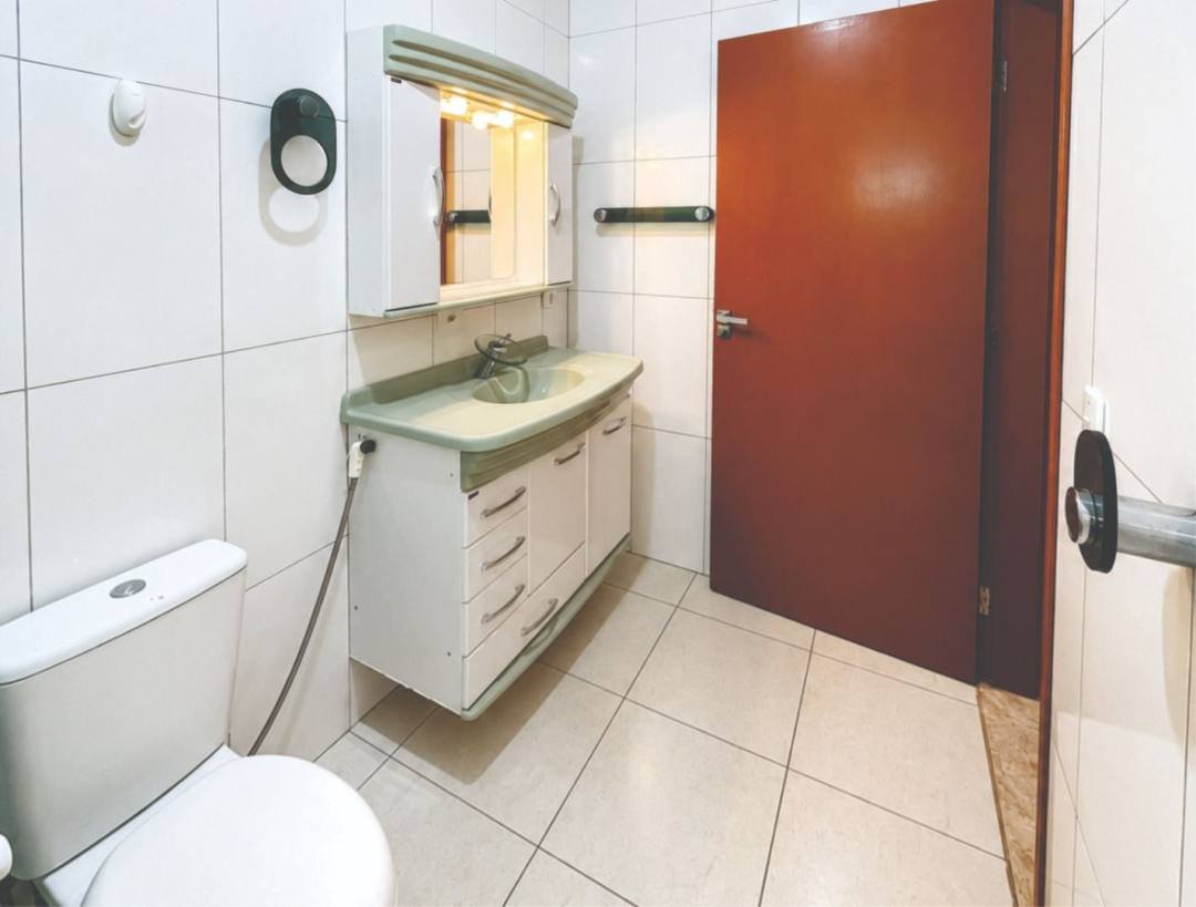 Casa com 4 dormitórios à venda, 294 m² por R$ 1.580.000 - Granja Viana - Cotia/SP — foto 51 de 55