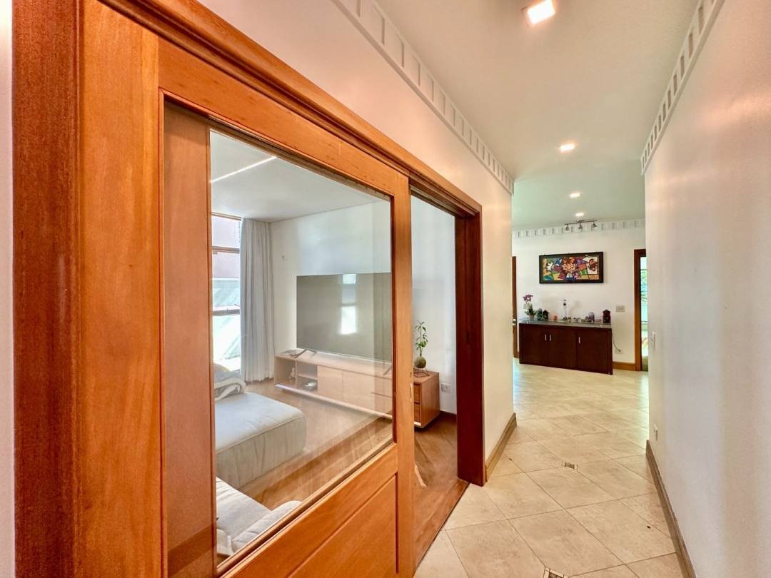 Casa com 4 dormitórios à venda, 519 m² por R$ 3.300.000 - Granja Viana - Cotia/SP — foto 28 de 61