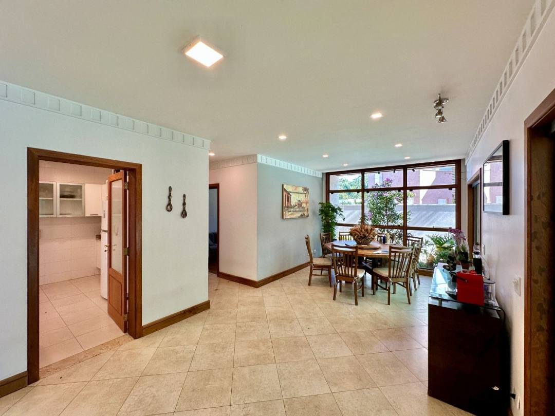 Casa com 4 dormitórios à venda, 519 m² por R$ 3.300.000 - Granja Viana - Cotia/SP — foto 31 de 61